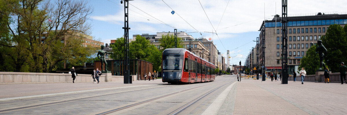 Tampereen Ratikka Hämeenkadulla