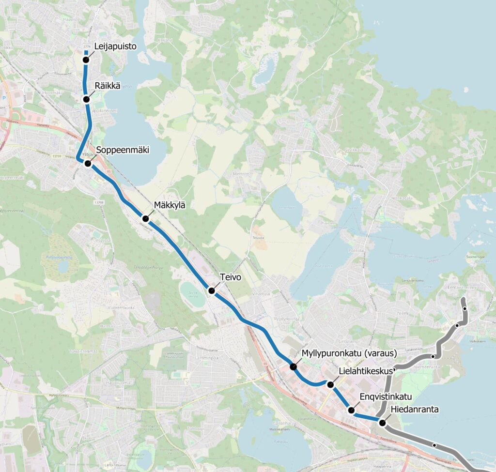 Tarkasteltava raitiotierata lähtee Hiedanrannan keskusaukiolta ja jatkuu Lielahdessa Enqvistinkatua ja Turvesuonkatua pitkin pääradan Tampere-Oulu varteen, missä se risteää rautatien ja Vaasantien (kantatie 65) kanssa eritasossa. Teivosta Soppeenmäkeen raitiotielinjaus sijaitsee Vaasantien eteläpuolella, ja palaa takaisin Vaasantien ja rautatien pohjoispuolelle ylityksellä tai alituksella. Raitiotiereitti jatkaa Ylöjärvellä Kuruntien keskellä kirjaston ja kaupungintalon ohi päätepysäkille Leijapuistoon.