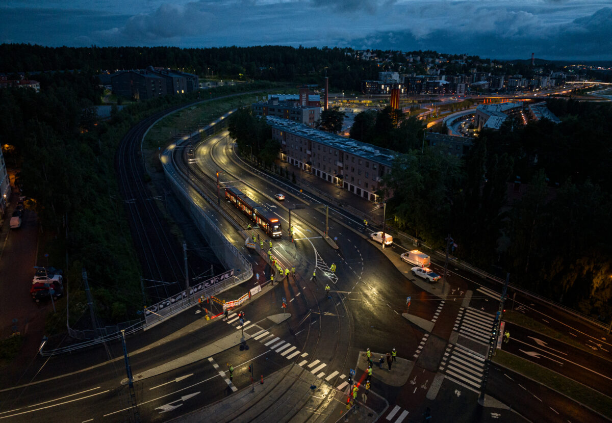 Tampereen Ratikka koeajoissa 3.7.2023.