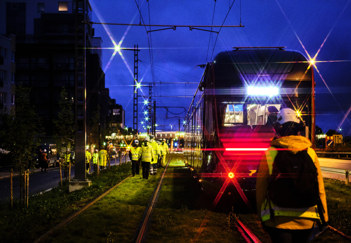 Tampereen Ratikka koeajoissa 3.7.2023.