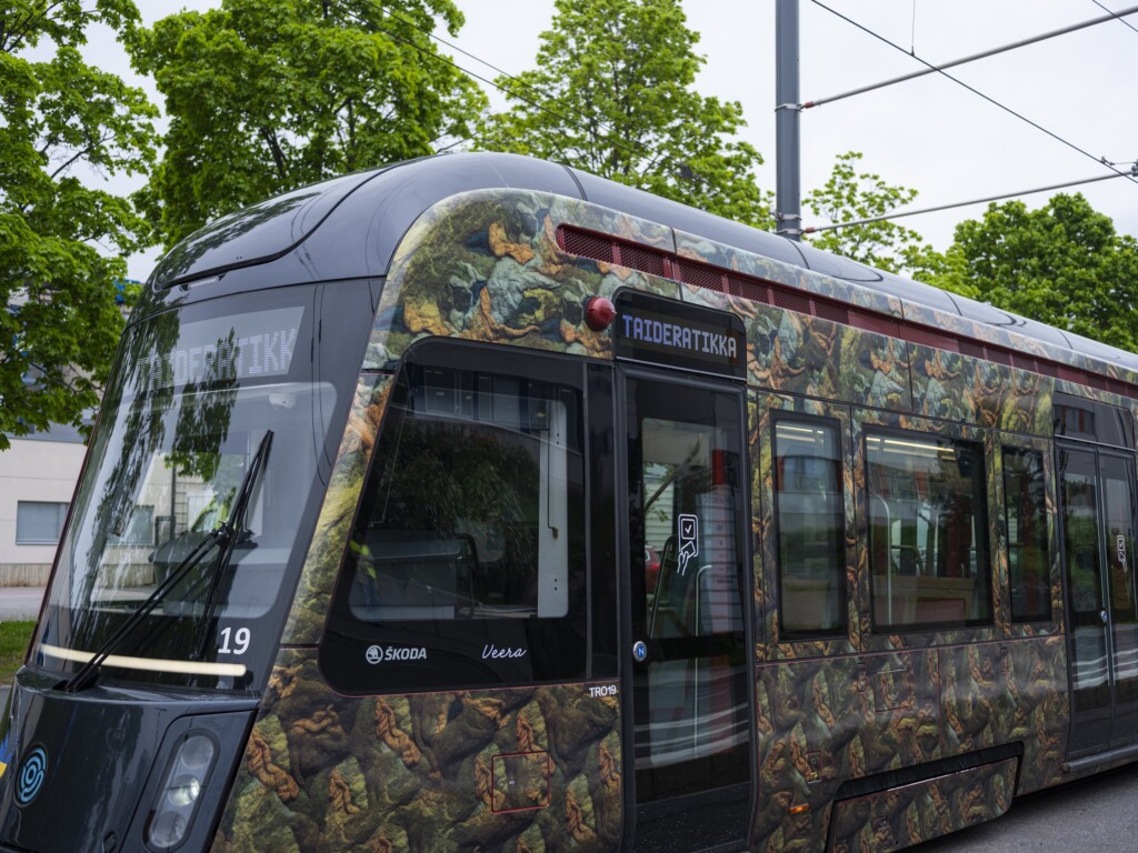 Taideratikka Morottavat metsäneläimet